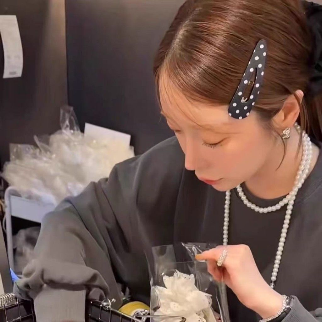 ของตกแต่งทรงผมทงแดมุน โอนี่ กิ๊บทอดผมลายจุด พร้อมคลิปกั้นผมด้านข้าง - รูปที่ 3