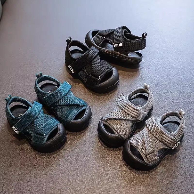 เด็กทารกชายหญิง Anti-kick รองเท้าแตะ 2025 ฤดูร้อนลื่นเด็กวัยหัดเดิน Beach Barefoot รองเท้าอเนกประสงค์ Chic Comfort First Walkers รองเท้า