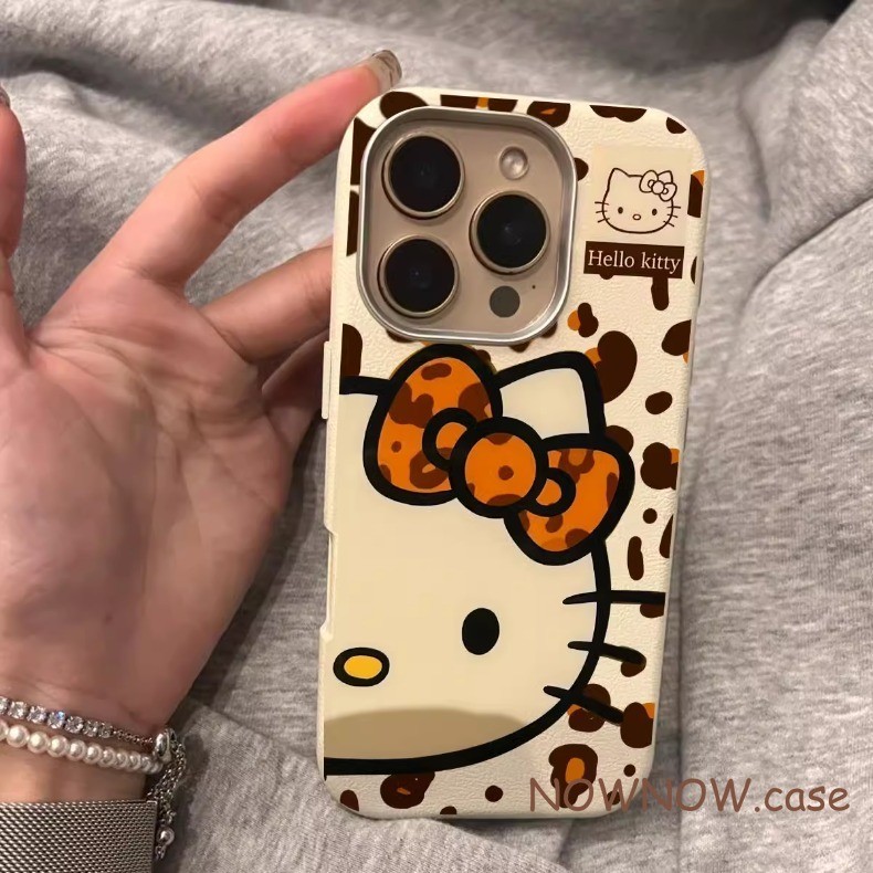 Iphone 16 15 14 13 12 11 Pro Max X XR XS Max 7 8 Plus INS ฤดูใบไม้ร่วงใหม่ลายเสือดาว HelloKitty เคสโทรศัพท์ปกอ่อน