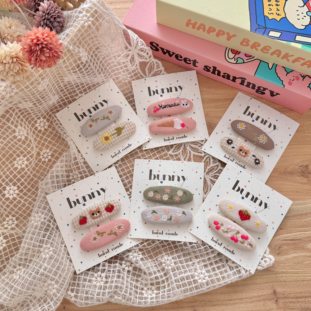 [โปรโมชั่น] ฤดูใบไม้ผลิฤดูร้อนผ้าเย็บปักถักร้อยดอกไม้หมีBBคลิปเด็กที่เรียบง่ายกิ๊บทุกการแข่งขันอุปกรณ์ผมเรียบคลิปด้านทําลายคลิป