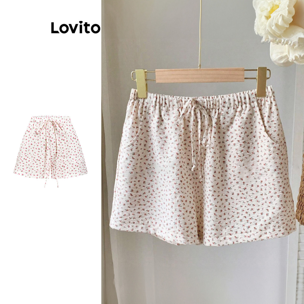 Lovito กางเกงขาสั้นลายดอกไม้สไตล์ลำลองสำหรับผู้หญิง L108ED802