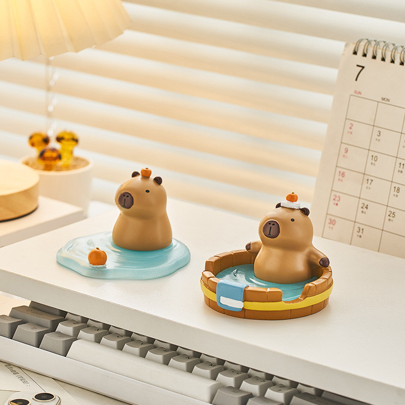 Dreamerhouse น่ารัก Capybara ที่วางโทรศัพท์ Office Desktop เครื่องประดับขนาดเล็กงานฝีมือเรซินของขวัญวันเกิด