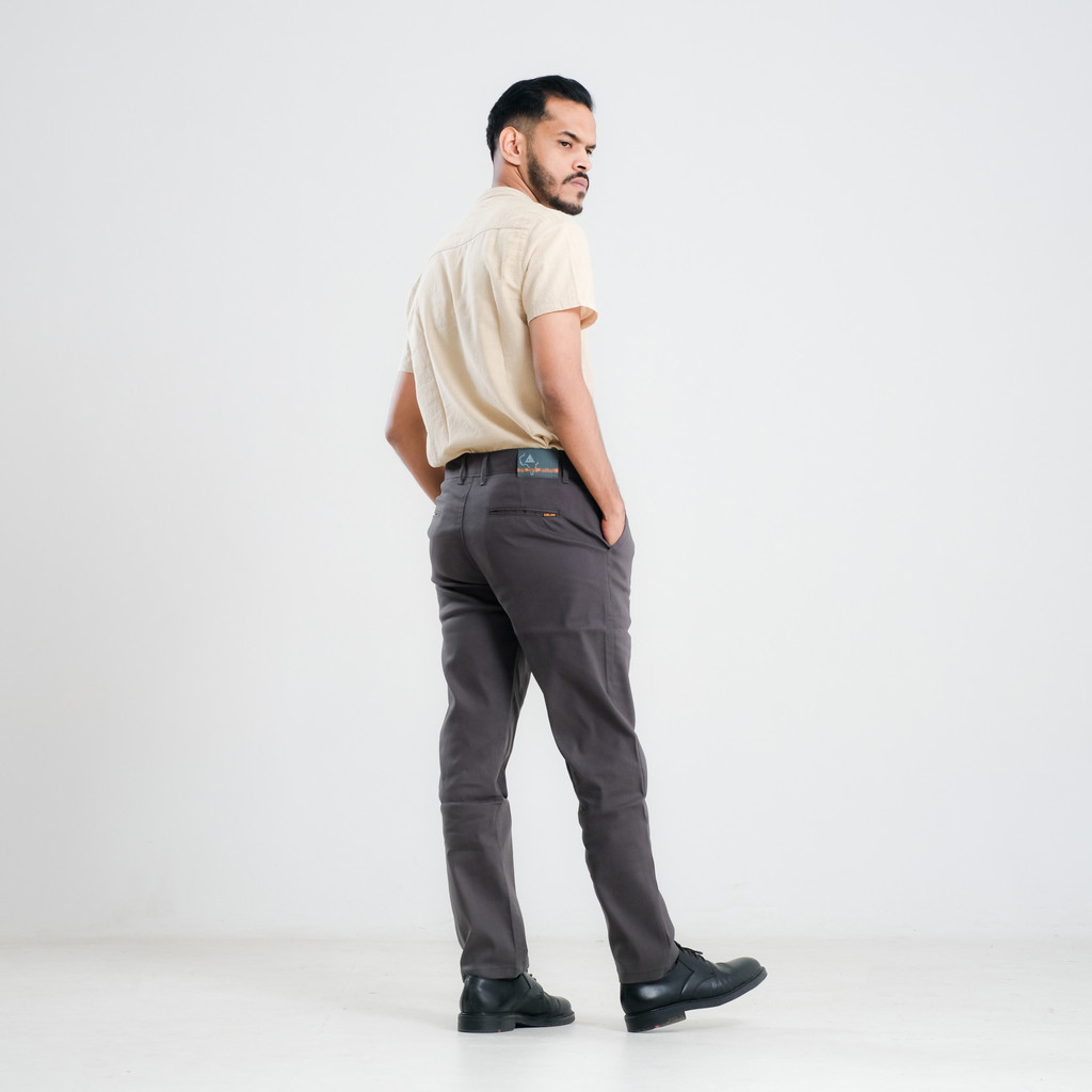 Bazar Pants กางเกงชิโน่ผู้ชาย - ดูดี ใส่สบาย และเรียบร้อยทุกวัน