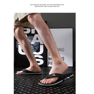 รองเท้าแตะผู้ชาย Flip-Flops ใส่ชายหาด ฤดูร้อน พื้นนุ่ม กันลื่น ทนสึกหรอ