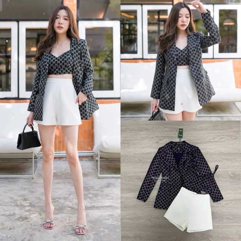(xs-l) (พร้อมส่ง) Swan33 Set 3 ชิ้น เสื้อตัวในเป็นเสื้อครอปสายเดี่ยว มีฟองน้ำในตัว มาพร้อมเสื้อสูทแข