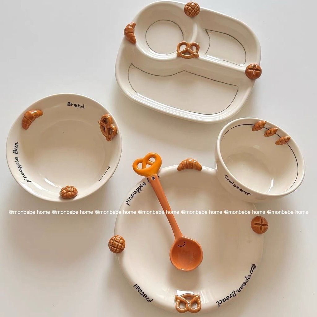 จานเซรามิค ชุดจานอาหารเด็ก ช่องแบ่งถาดหลุมเด็ก insลายขนมปัง3d พร้อมส่ง