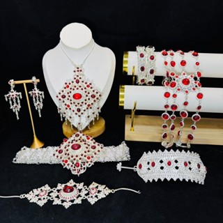 สร้อยคอ เซตสีเงินพลอยแดง เข็มขัดและสังวาลย์เข้าชุด เด็กสามาร…