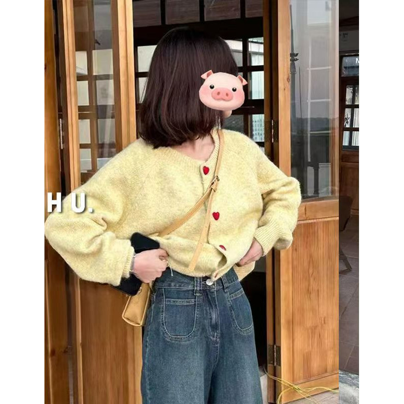 เสื้อสเวตเตอร์ถักเสื้อสเวตเตอร์คาร์ดิแกนแบบใหม่ฤดูใบไม้ร่วงแบบหลวมๆแบบใหม่สำหรับผู้หญิง2024