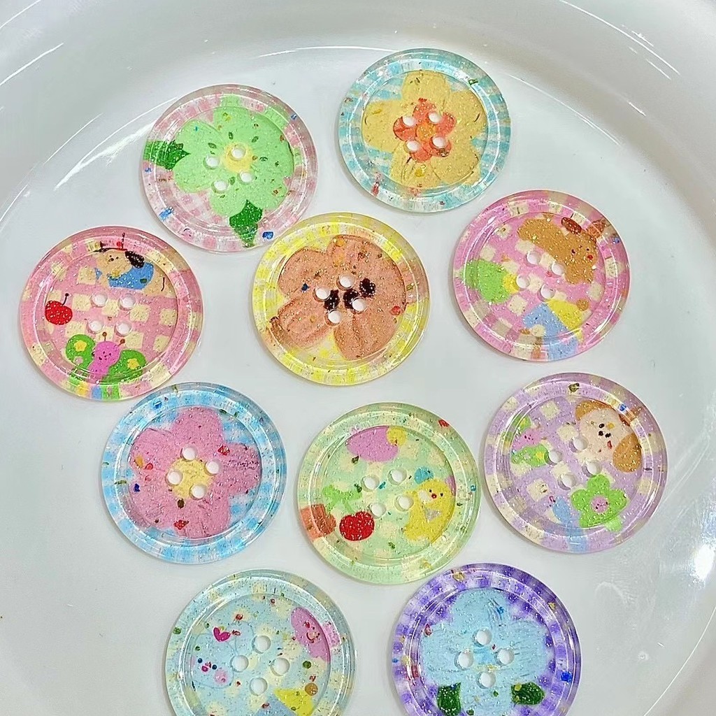 [KooKa]♥20ชิ้นรอบใสแป้งละเอียด3เซนติเมตรปุ่มปุ่มที่มีสีสันอุปกรณ์เสริมทําเองรองเท้าดอกไม้กรณีโทรศัพท์อุปกรณ์เสริมเสื้อผ้าของเล่นตกแ