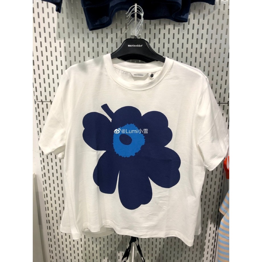 Marimeo vaikutus Single Flower Unikko พิมพ์เสื้อยืดผ้าฝ้ายแฟชั่น