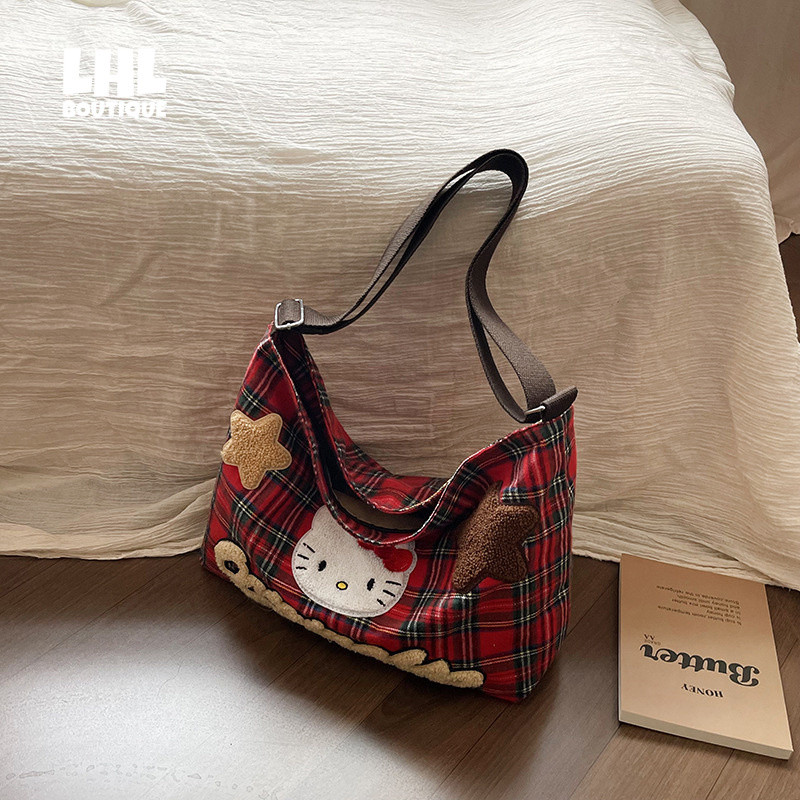 LHL BOUTIQUE คิตตี้อเมริกันกระเป๋าผ้าใบวินเทจใหม่ความจุขนาดใหญ่กระเป๋าสะพายการ์ตูนน่ารัก