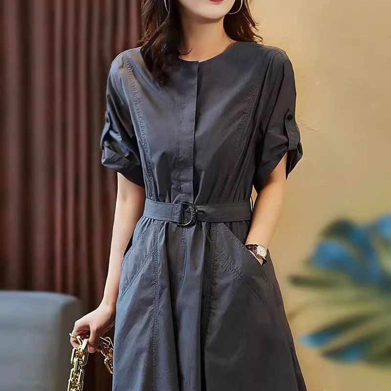 [เสื้อผ้าผู้หญิง Domi] 2025 ชุดเดรสระดับไฮเอนด์แฟชั่นลําลองชุดทํางานฤดูร้อนความยาวปานกลางดูเพรียวบาง