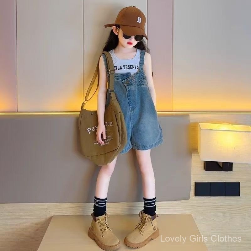 ชุดเอี๊ยมเด็กผู้หญิง 2025 เสื้อผ้าเด็กใหม่ กางเกงยีนส์เด็กผู้หญิง