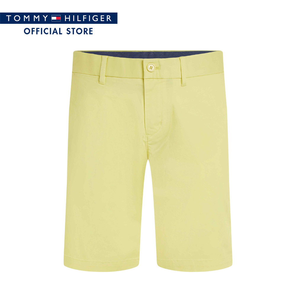 Tommy Hilfiger กางเกงขาสั้น ผู้ชาย รุ่น MW0MW23568 ZIN - สีเหลือง
