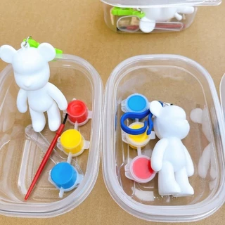 ตุ๊กตาระบายสี DIY ของขวัญ ชุดระบายสีตุ๊กตาหมีพร้อมพวงกุญแจ สีและพู่กันครบเซ็ต พัฒนาทักษะศิลปะ เสริมสร้างจินตนาการ สนุกสน
