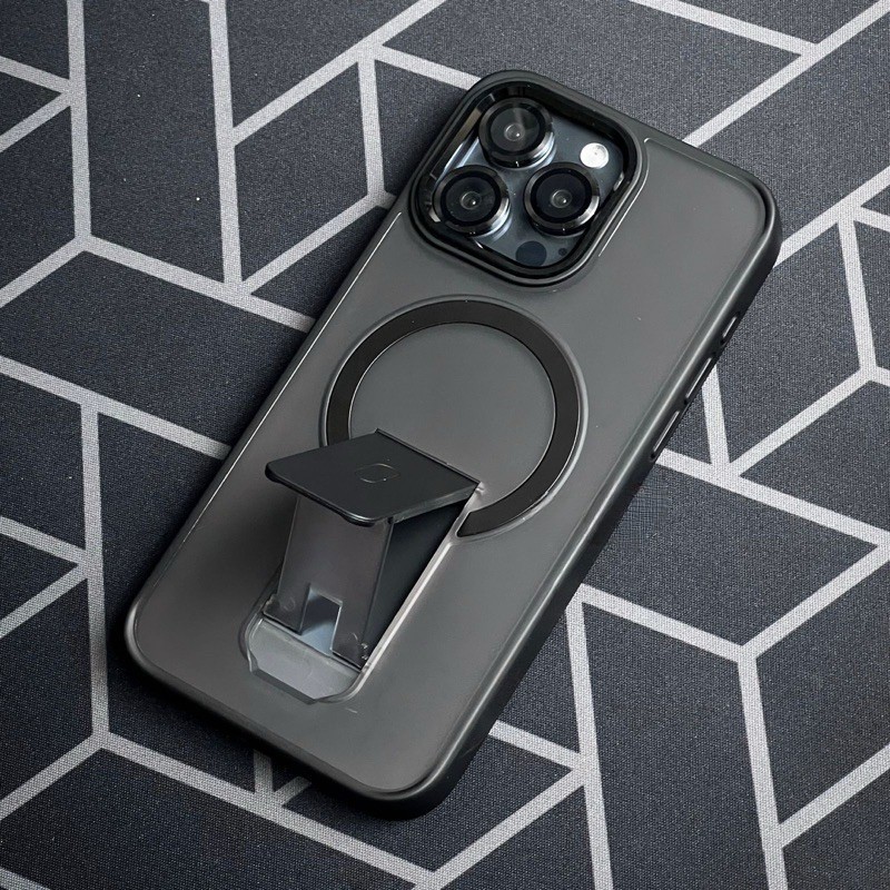 ทะเลทรายไทเทเนียมเคลือบพลิกซ่อนยืนเคสโทรศัพท์แม่เหล็กสําหรับ ไอโฟน 16 15 14 13 12 11 มือโปร สูงสุด 14 15 16บวกกรอบโลหะป้องกันการตกปลอกผิวรู้สึกกันกระแทกปกหลัง - รูปที่ 2