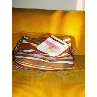 Tagi. Popcorn Stripe Storage Bag กระเป๋าใส่เครื่องสำอางสำหรับเดินทางลายทาง "ป๊อปคอร์น"