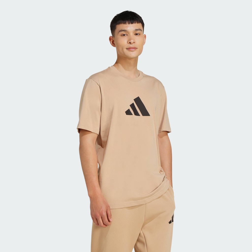 adidas ไลฟ์สไตล์ เสื้อยืด Future Icons 3 Bar Logo ผู้ชาย สีน้ำตาล JW7147 - รูปที่ 2