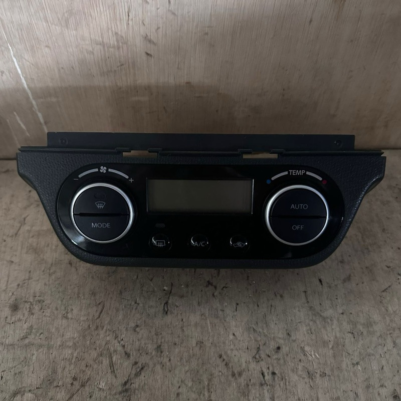 แผงสวิตช์ควบคุม Suzuki Swift Aircond สําหรับ ZC21/ZC31/ZC31S นําเข้าจากประเทศญี่ปุ่นใช้แล้ว