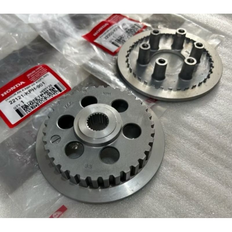 22121-KPH-900/22350-KPH-900 ฐานหม้ออลูมิเนียม Future 125, Wave 125, DASH 125,Future Neo