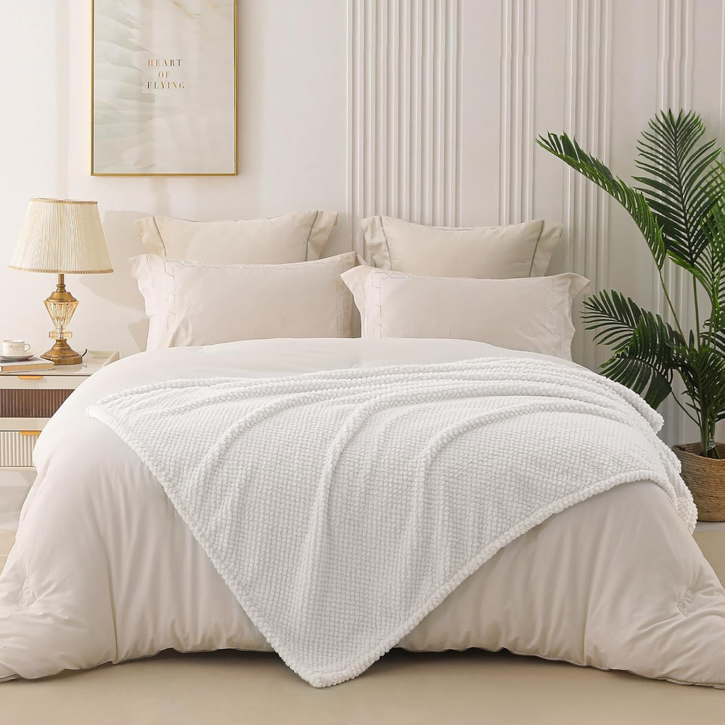 ผ้าห่มนาโนสีพื้น พกพาสะดวก พับเก็บได้ ไซส์ 100x70 ซม. สำหรับบ้าน-ออฟฟิศ