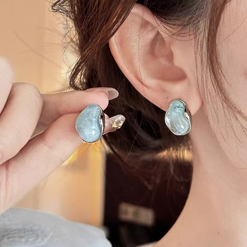 Mint Blue ต่างหูรูปร่างไม่สม่ําเสมอสําหรับผู้หญิงเรขาคณิต Niche Design ต่างหู 2025 ใหม่ ราคา ถูกที่สุด ดีลบีเคเค แกลเลอรีภาพที่ 4