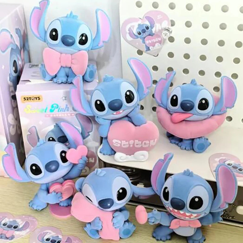 【ของแท้ 100%】52TOYS Stitch สีชมพูหวาน Series กล่องตาบอด 520 รูปน่ารักสะสมของเล่นตกแต่งของขวัญ