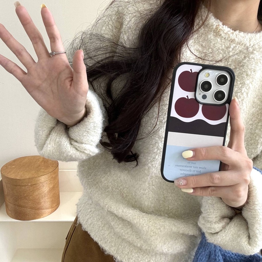 เคสโทรศัพท์ iPhone เคส สามลูกแอปเปิ้ล แบ่งออกเป็น iPhone 16 15 14 13 Pro Max ฝีมือฟิล์ม เก็บงานประณีต วัสดุพอลิคาร์บอเนต ป้องกันรอยและสี ไม่ซีด ไม่เหลือง