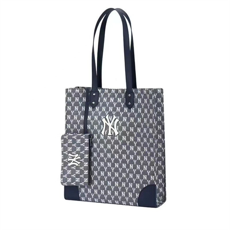 MLB (พร้อมส่ง) MLB กระเป๋า DIA jacquard Monogram Tote Bag ของแท้กระเป๋าโท้ท % olyy