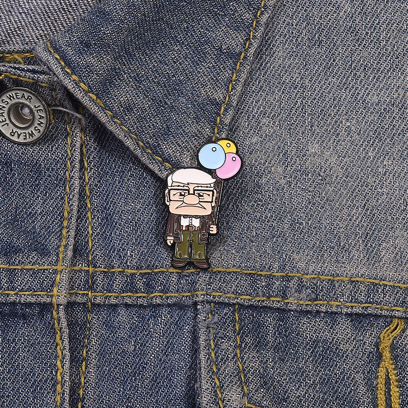 การ์ตูนแอนิเมชั่น Up Series Retired บอลลูน Salesman เข็มกลัดเคลือบเสื้อผ้าแฟชั่น