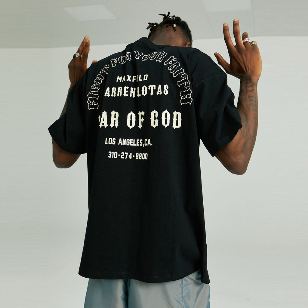 ESSENTIALS FEAR OF GOD นิทรรศการคริสต์มาสจํากัดแขนสั้นผู้ชายและผู้หญิง High Street เสื้อยืดคู่แบรนด์