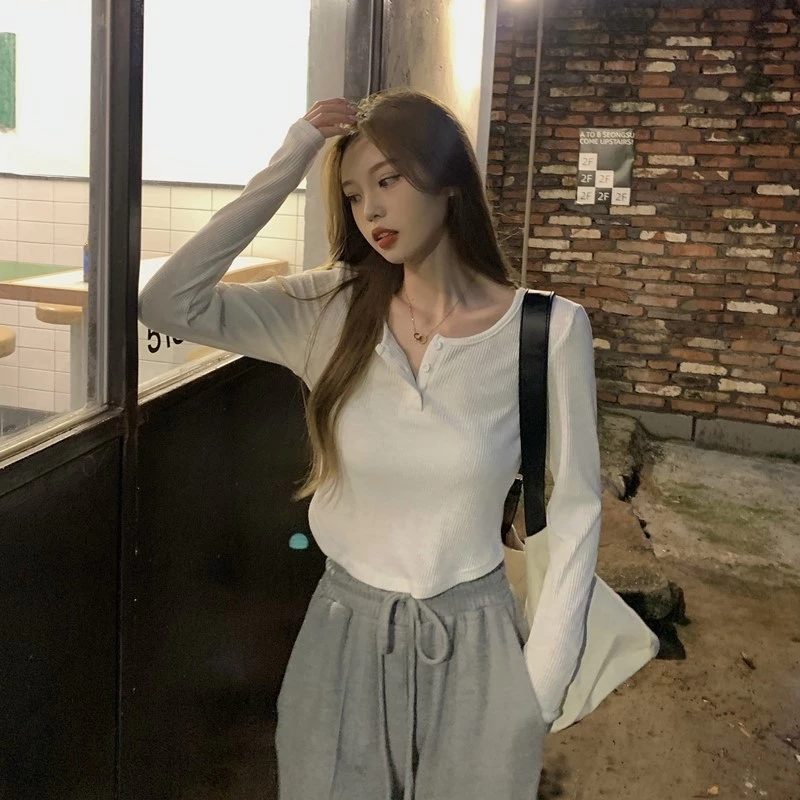 PX เสื้อผู้หญิงแขนยาว เสื้อลำลองคอกว้าง ปลายยูพรางหุ่น เนื้อผ้าร่องเล็ก นุ่มสบาย แมทช์ง่าย Lady Women