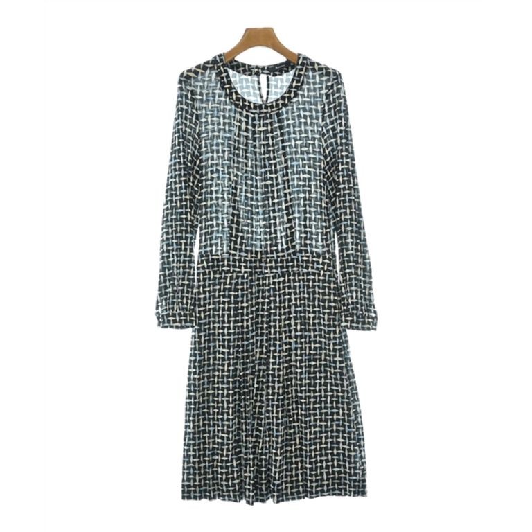 Aquascutum Dress สีดําสีขาวผู้หญิงลวดลายทั่วสีฟ้าอ่อนส่งตรงจากญี่ปุ่น มือสอง
