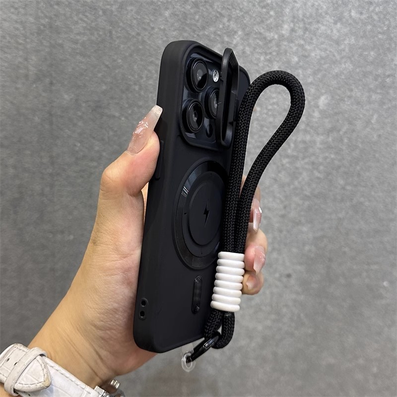 มาพร้อมกับเชือกเส้นเล็กหรูหราเคลือบแม่เหล็กชาร์จกรณีโทรศัพท์สําหรับ ไอโฟน 16 11 12 13 14 15 มือโปร สูงสุด 15 14 16บวกนุ่มกันกระแทกกล้องยืนปลอก ทีพียู กันชนห