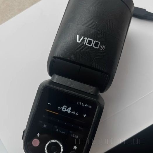 ลาเดินที่เข้ากันได้กับฟิล์มป้องกันแฟลช Godox V100 และสติ๊กเกอร์ V100