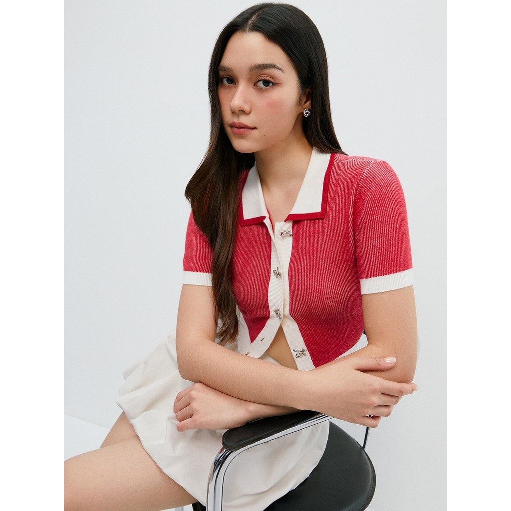 [Pomelo] เสื้อถักดีเทลกระดุมโบว์ / Bow Button Knit Top