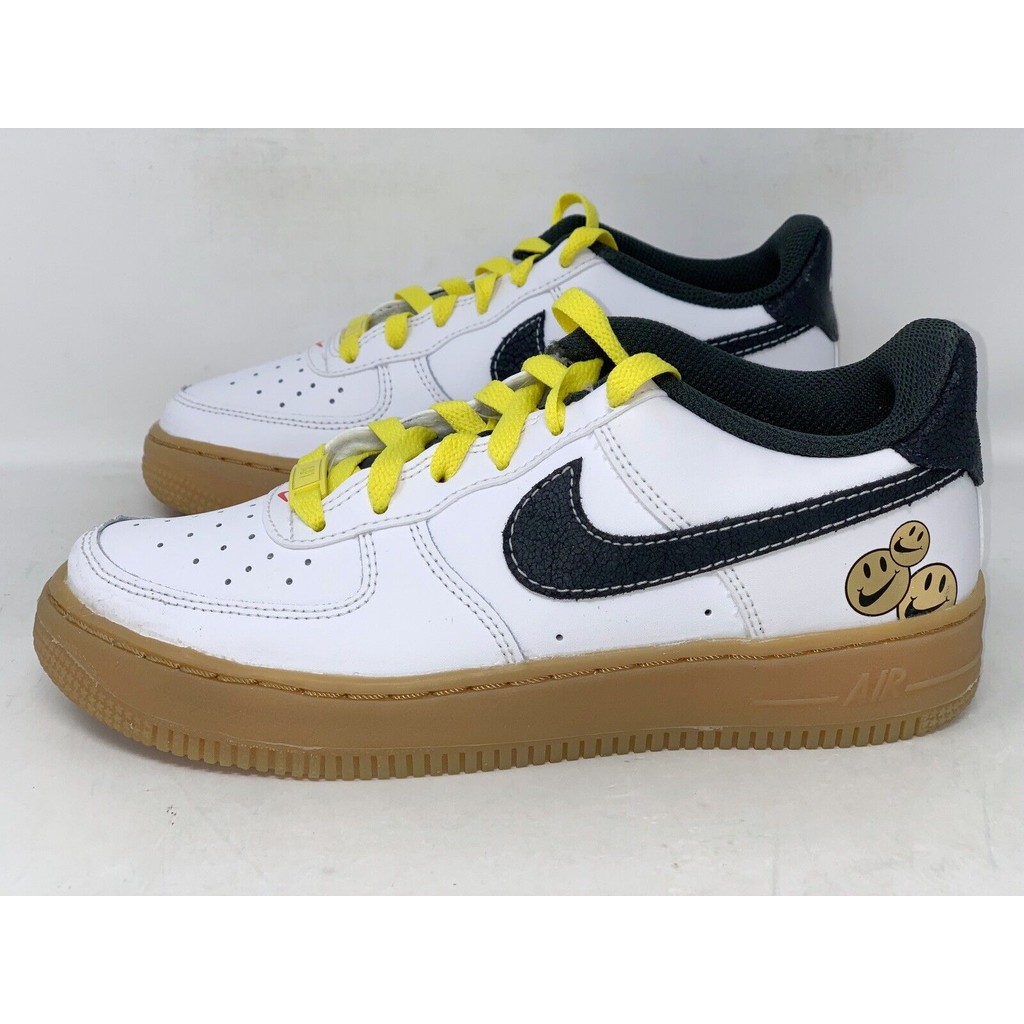 Nike Air Force 1 Go the Extra Smile รองเท้าผ้าใบสีขาว ไซส์ DO5854-100