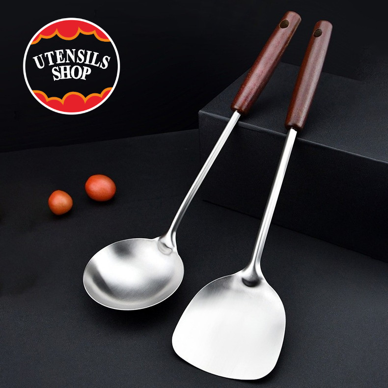 UTENSILS 35cm กระบวยใหญ่ ตะหลิว แตนเลส ตะหลิวสแตนเลสแท้ คณภาพอย่างดี ใช้ งานดีมาก ตะหลิวผัด ตะหลิวทำกับข้าว ตะหลิวมีรู