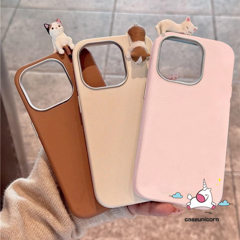 การ์ตูนลูกแมวน่ารัก 3D DIY ตุ๊กตาแมวสําหรับ IPhone 16 12 15 11 14 13 Pro Max XR X 15 14 16 Plus XS Max สีทึบหรูหราโลหะเลนส์กรอบหนังกรณี