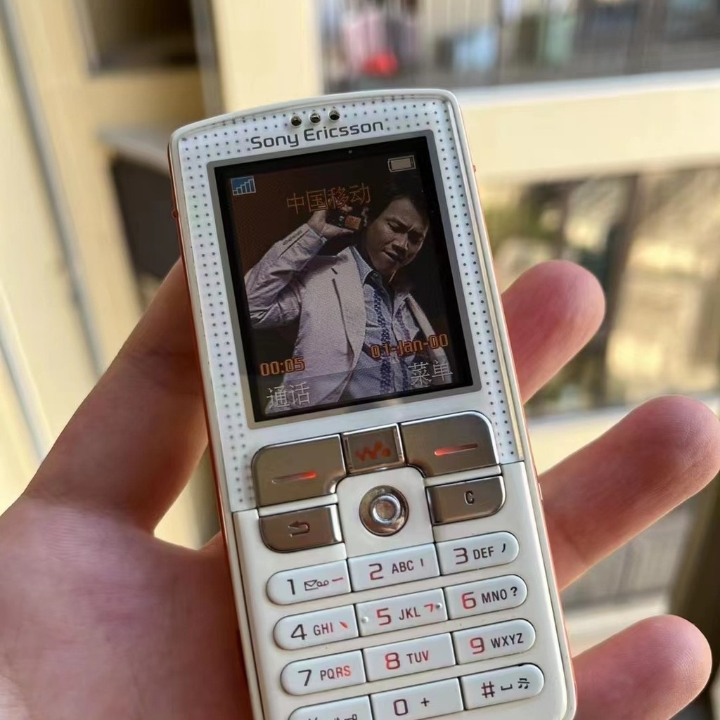 บริสุทธิ์ต้นฉบับ Sony Ericsson w700c สีขาวใช้โทรศัพท์สี9ใหม่