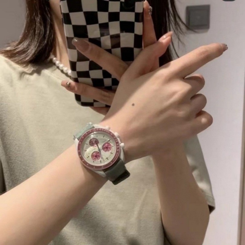 นาฬิกาแฟชั่นผู้ชายกีฬาลําลองนาฬิกาข้อมือควอตซ์มัลติฟังก์ชั่น