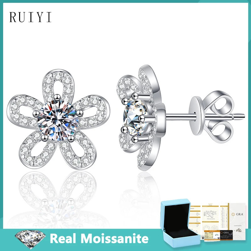0.5ct หรูหรา Moissanite ดอกไม้รูปร่างสตั๊ดต่างหูผู้หญิง 925 เงินสเตอร์ลิงประกายเพชรต่างหูเครื่องประดับ Fine