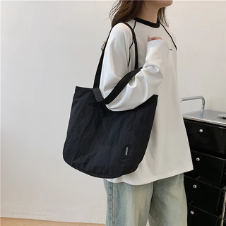 ญี่ปุ่น Minimalist Nylon Crossbody Bag แฟชั่นสไตล์ใหม่ Casual อเนกประสงค์ไหล่ความจุขนาดใหญ่สีทึบอินเทรนด์ Tote