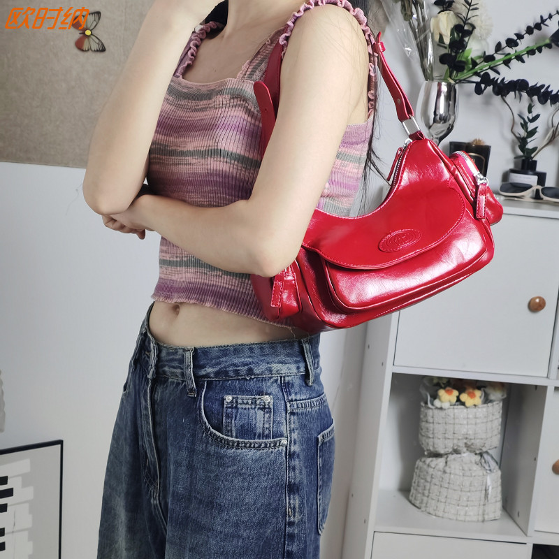 Juststar กระเป๋าสะพายไหล่ผู้หญิง กระเป๋าเดินทางความจุขนาดใหญ่ กระเป๋าหัวรถจักร messenger อเนกประสงค์