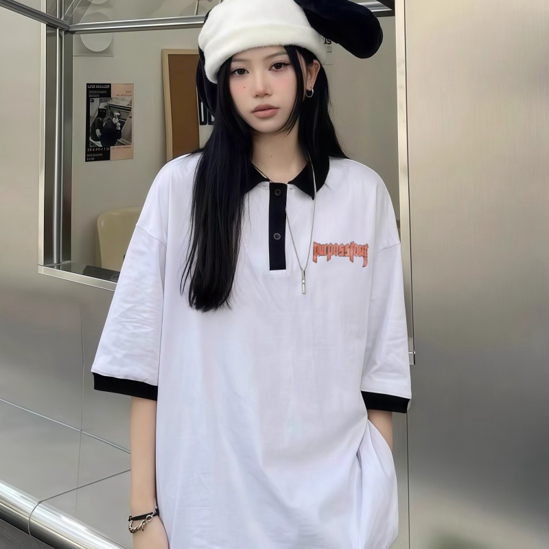 Suysuy พร้อมส่ง เสื้อ คอปก แขนสั้น แต่งสกรีนตัวอักษรหน้าหลัง รุ่นติดกระดุม ผ้าคอตตอน ยืดเยอะ ใส่ได้ทั้งผู้หญิงและผู้ชาย