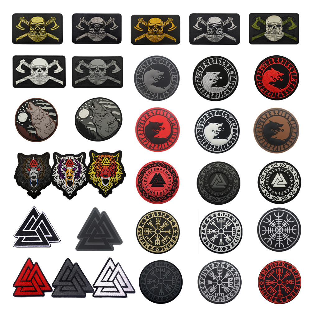 อุปกรณ์เสริมกระเป๋ากลางแจ้งไวกิ้งเข็มทิศเย็บปักถักร้อยแพทช์หัวหมาป่า Lunawen Odin โลโก้ Velcro Badge