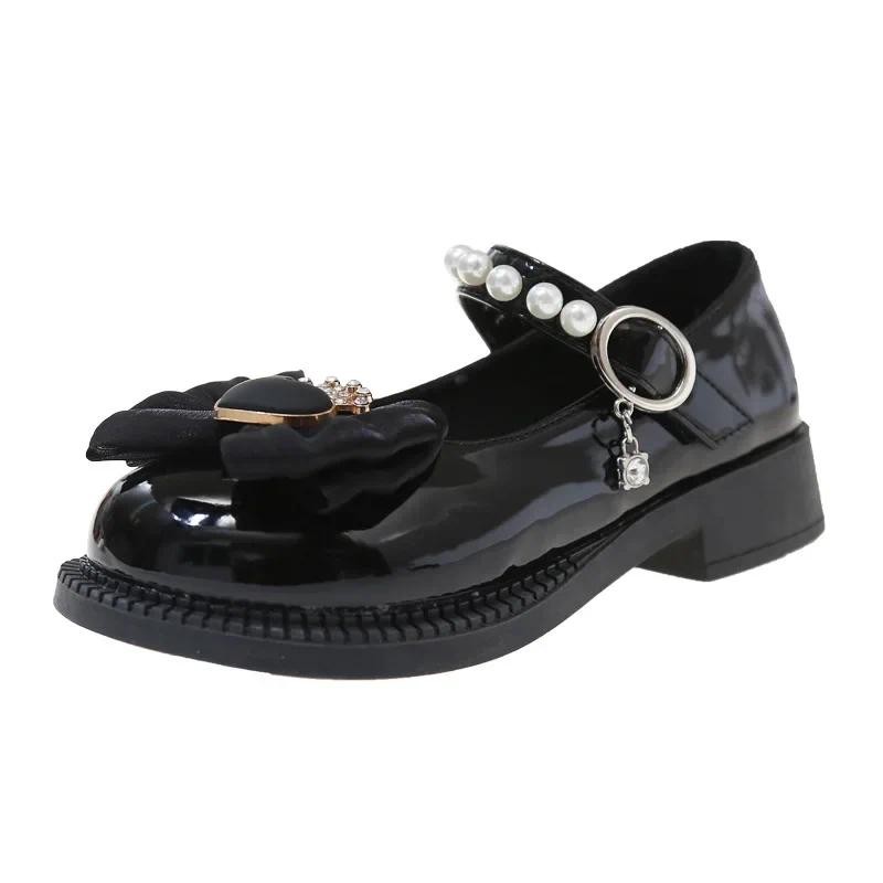 เก๋หวานสาวเจ้าหญิงรองเท้าหนังรักมงกุฎน่ารักเด็กแฟลตแฟชั่นฤดูใบไม้ผลิฤดูใบไม้ร่วงใหม่เด็กพรรครองเท้าสีดําสีเบจ - รูปที่ 6