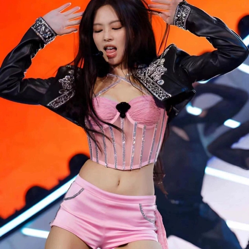 สไตล์ใหม่โฮมเมดสไตล์เกาหลี blackpink สไตล์เดียวกันแฟลชไดมอนด์เกิร์ลกรุ๊ปป่าชุดร้องเพลงกางเกงขาสั้นสะ
