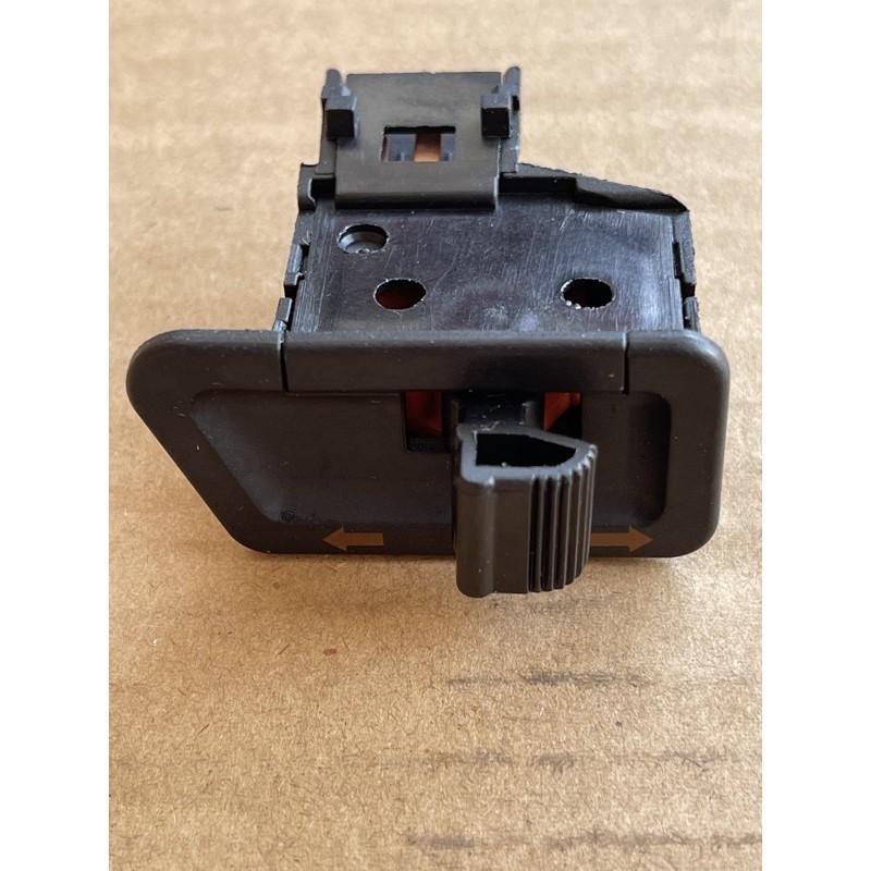 TOMBOL Karisma ปุ่มไฟเลี้ยว Karisma สวิตช์ไฟเลี้ยว Karisma ปุ่มไฟเลี้ยว Karisma