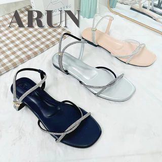 รองเท้าแฟชั่น แบรนด์ ARUN รุ่น AR2028 รองเท้าแตะ ดีไซน์รัดข้อ คาดเพชร